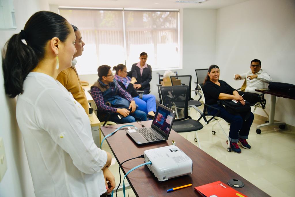 Ponente y participantes 