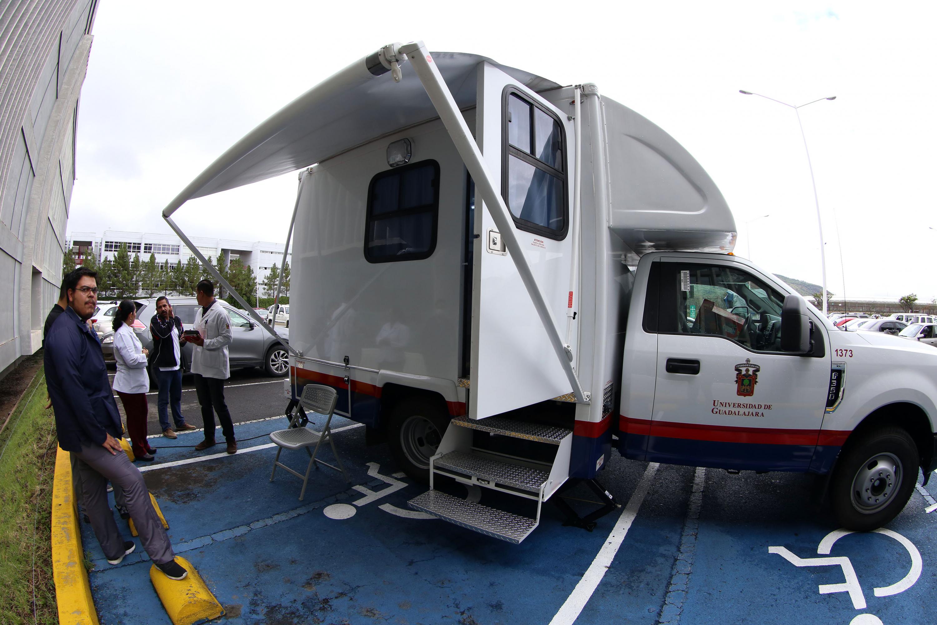 Unidad móvil odontológica