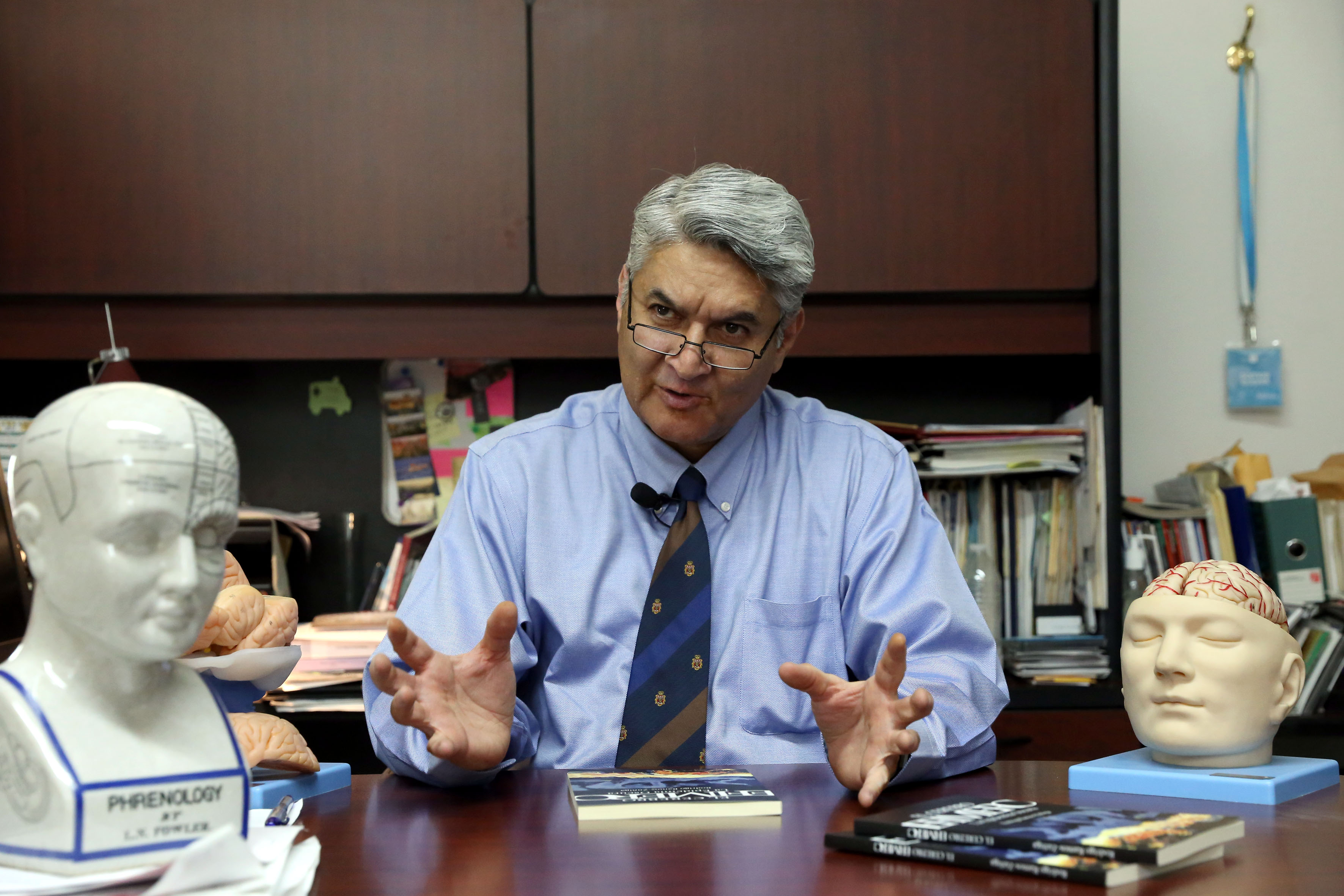 Dr. Rodrigo Ramos en entrevista