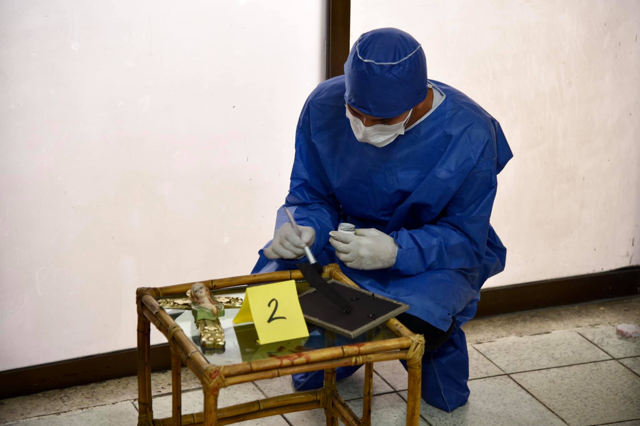 Alumno representando el análisis de la pista 2