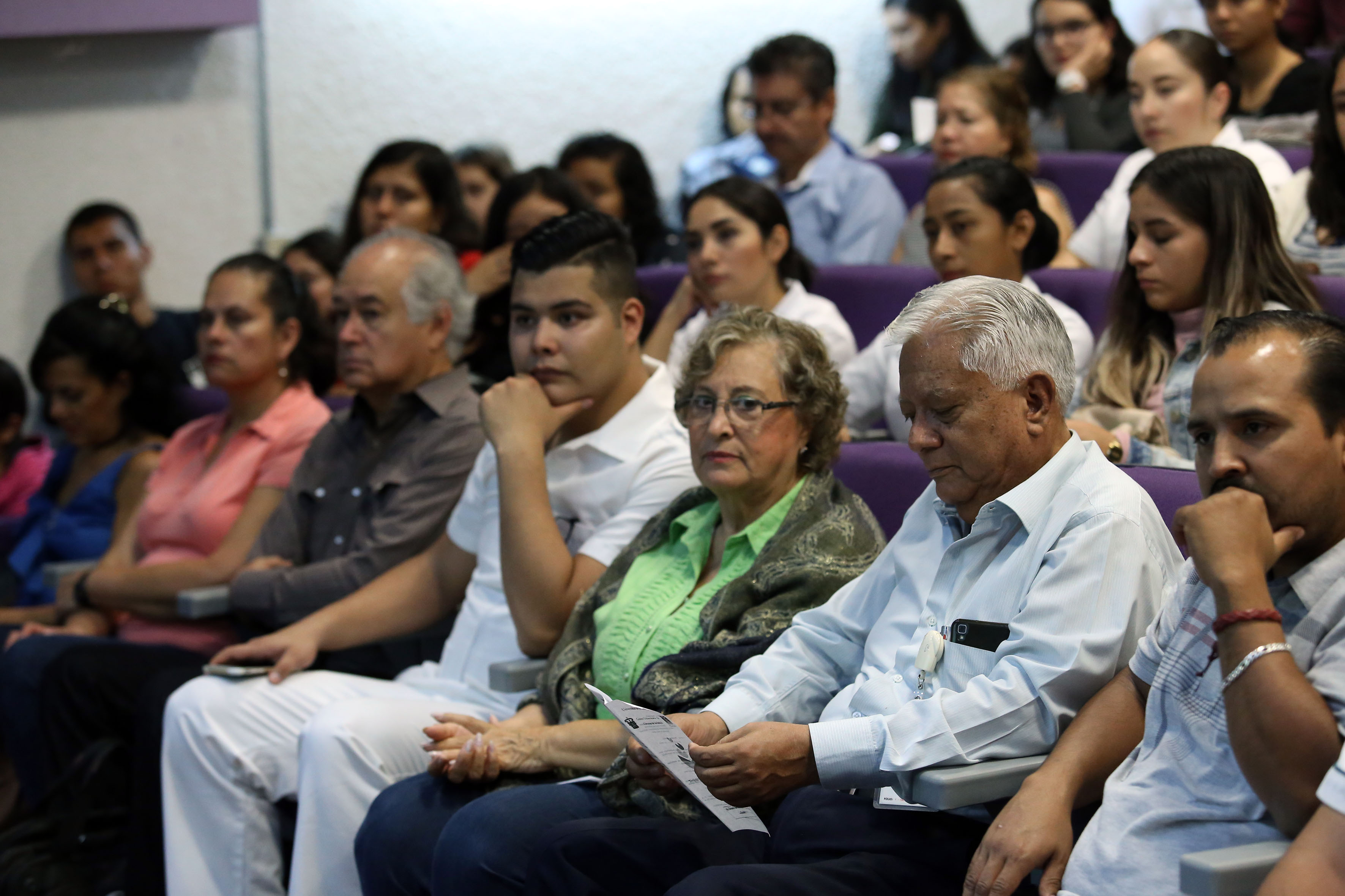 Profesores del CUCS asistentes al Simposio