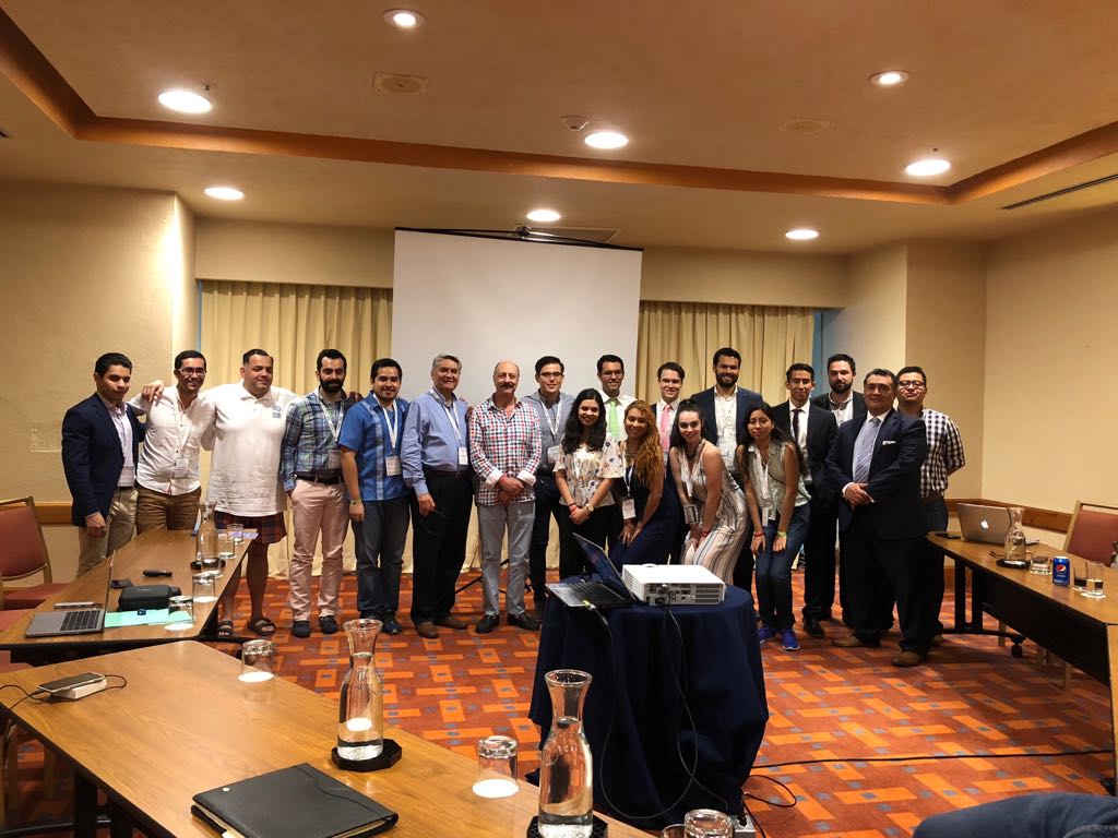 Miembros UdeG de la AANS