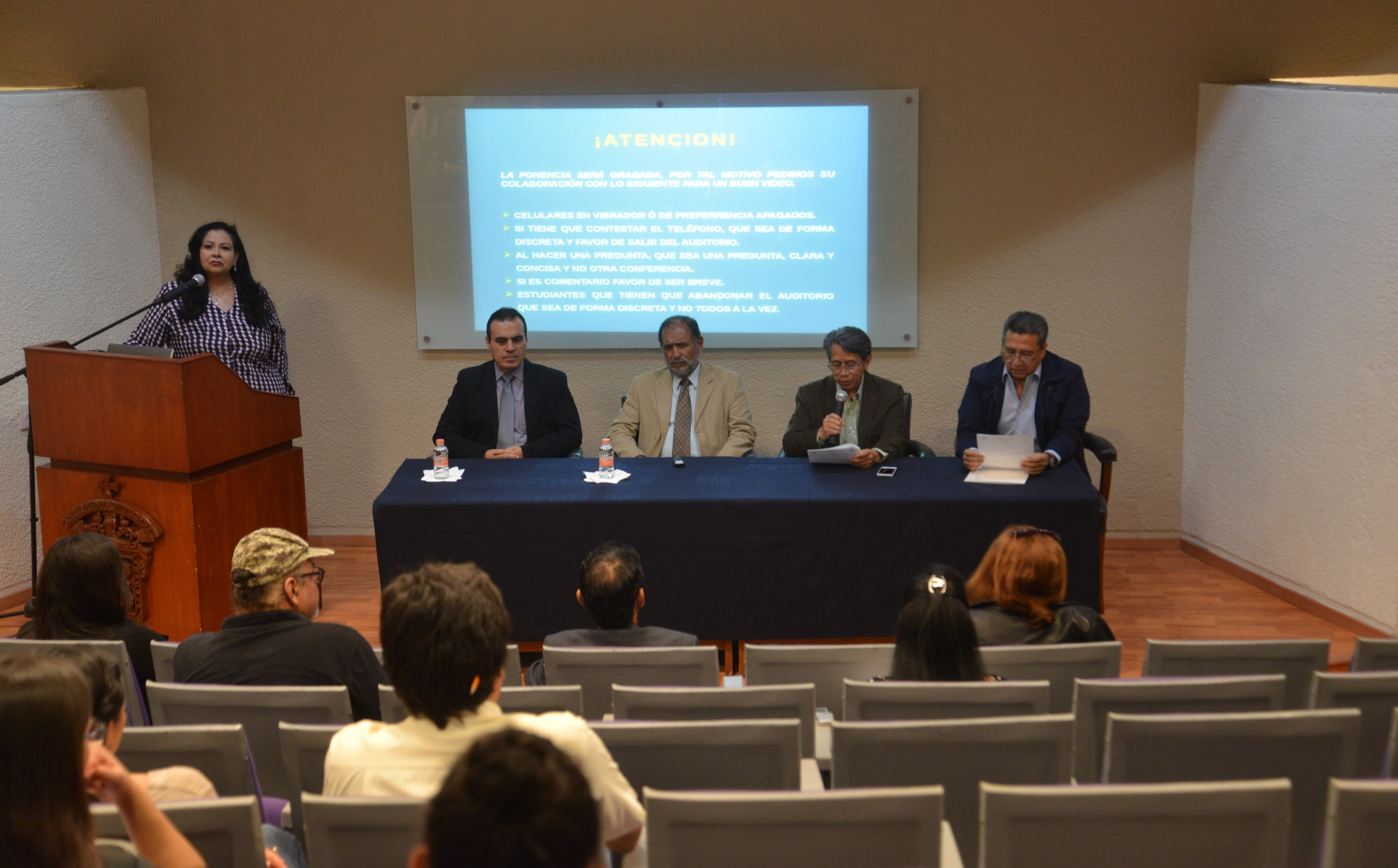 Miembros del pesídium