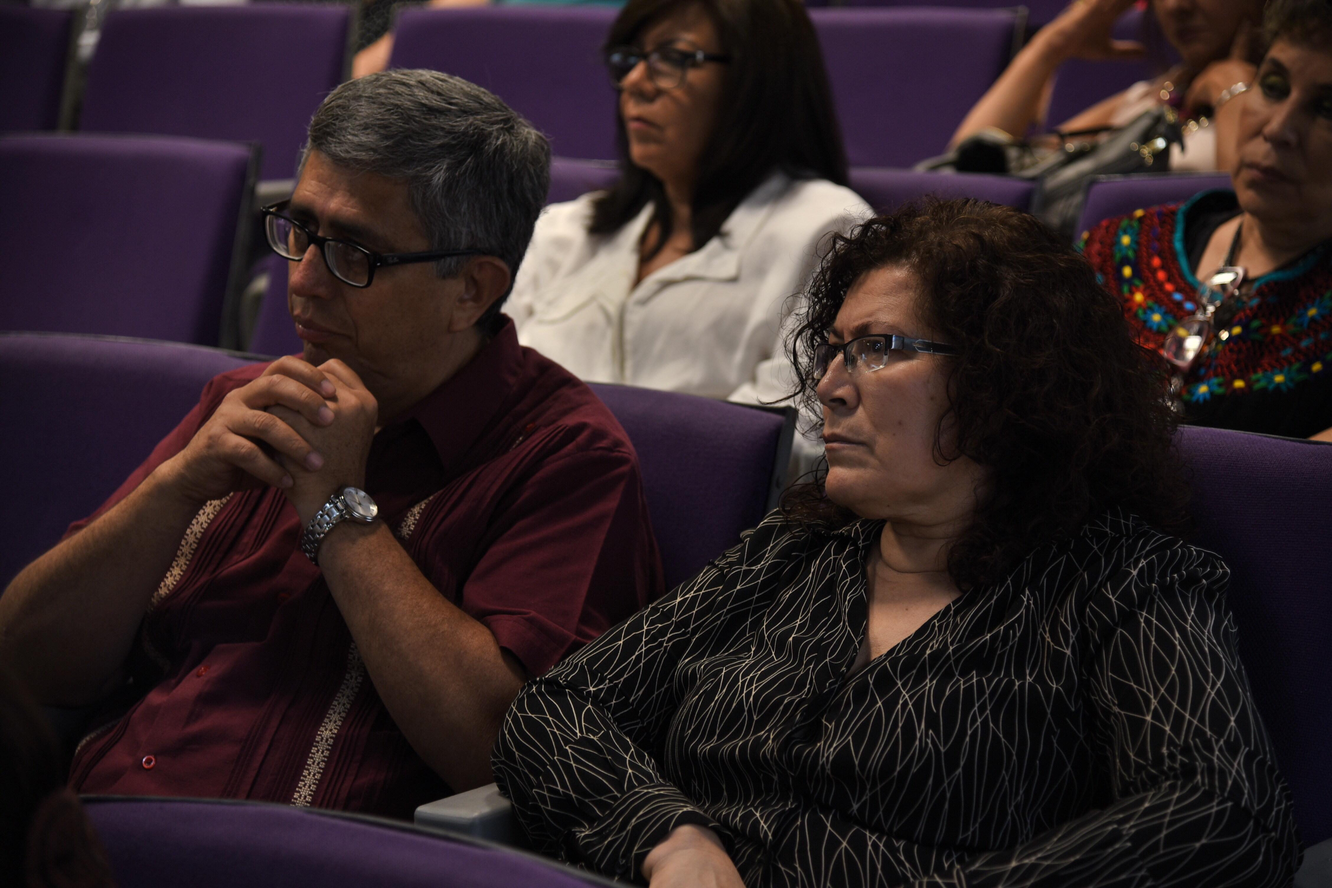 Dos académicos asistentes al homenaje, del Dr. Mercado