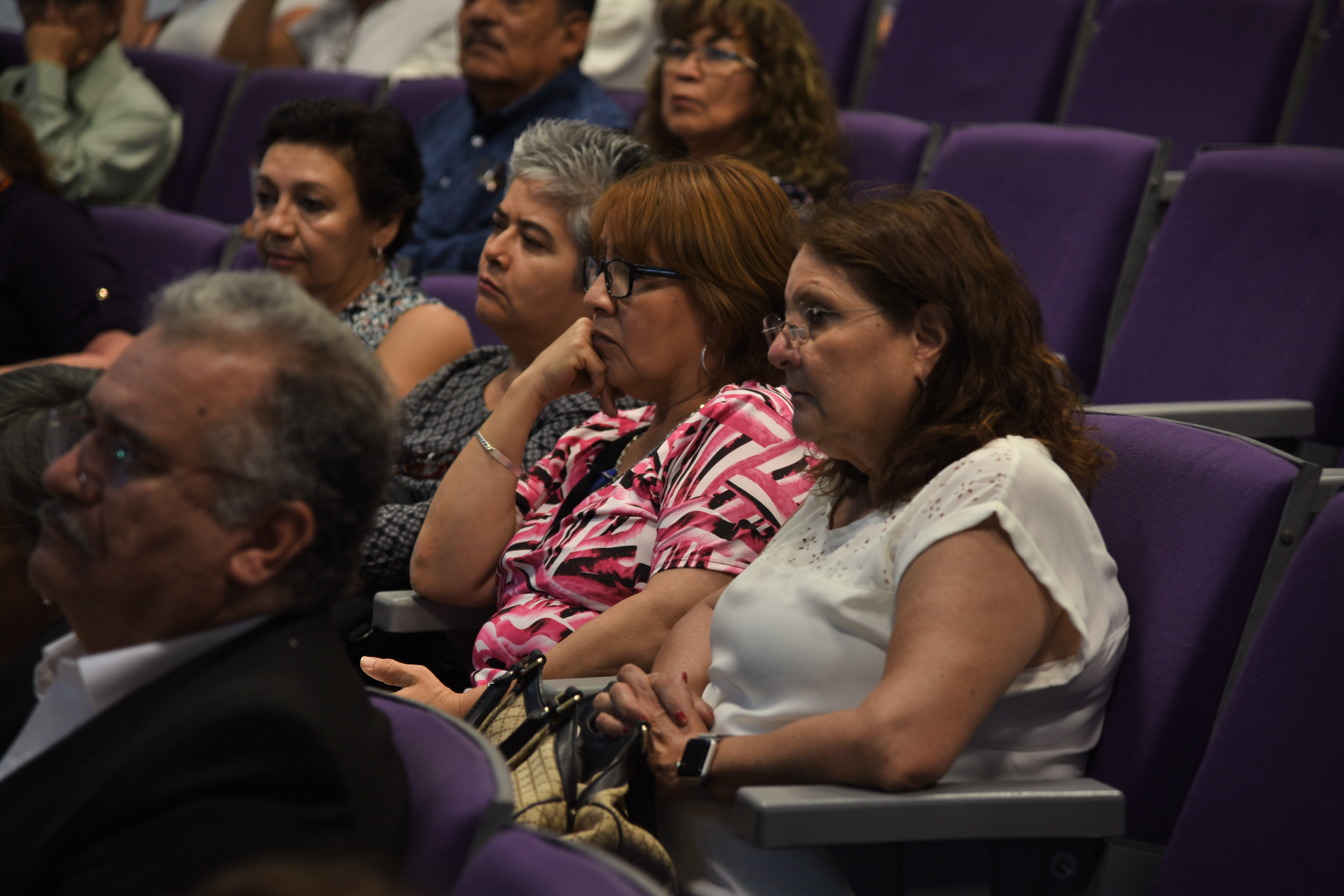 Académicos asistentes al homenaje póstumo del Dr. Mercado