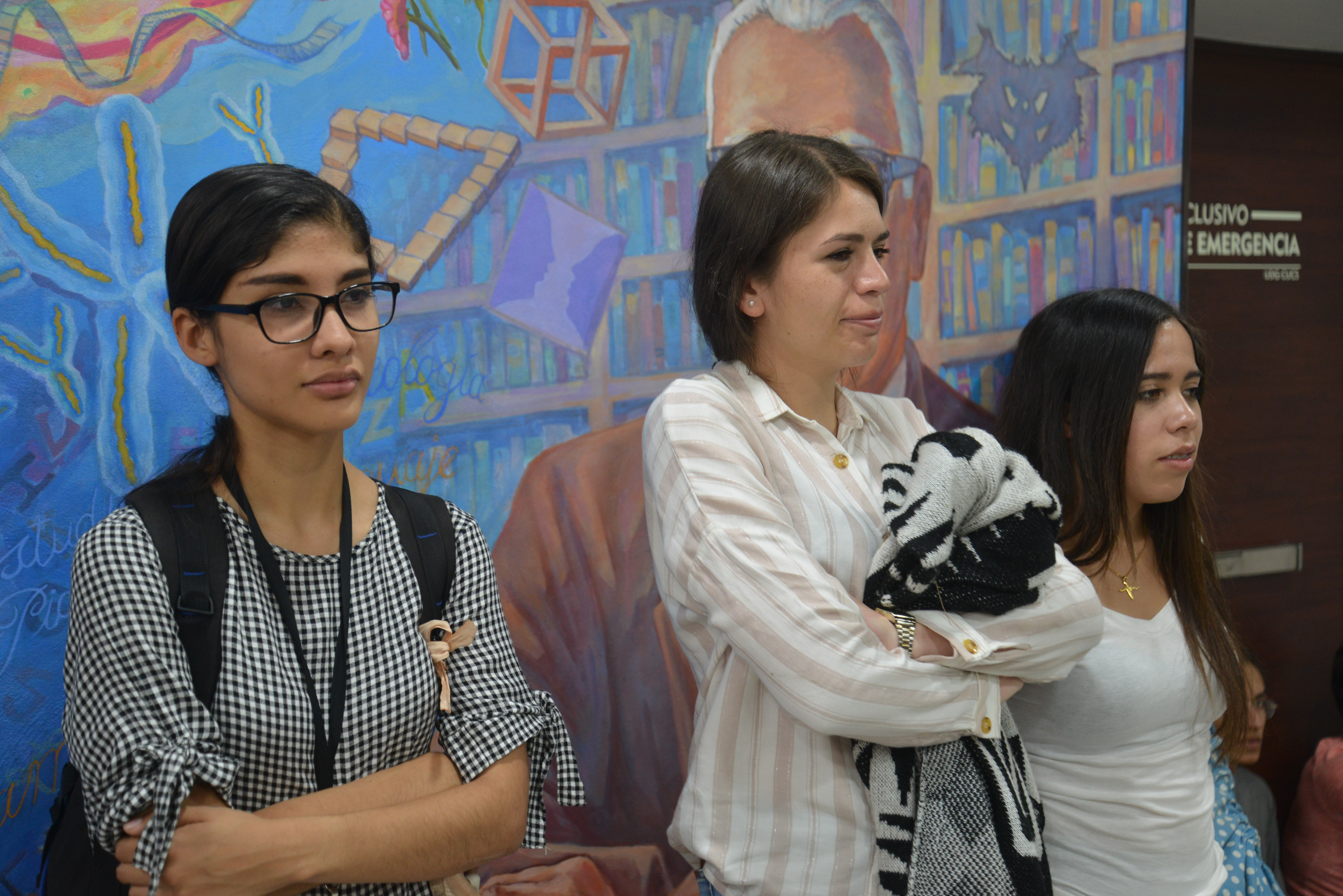 Alumnas asistentes al Foro