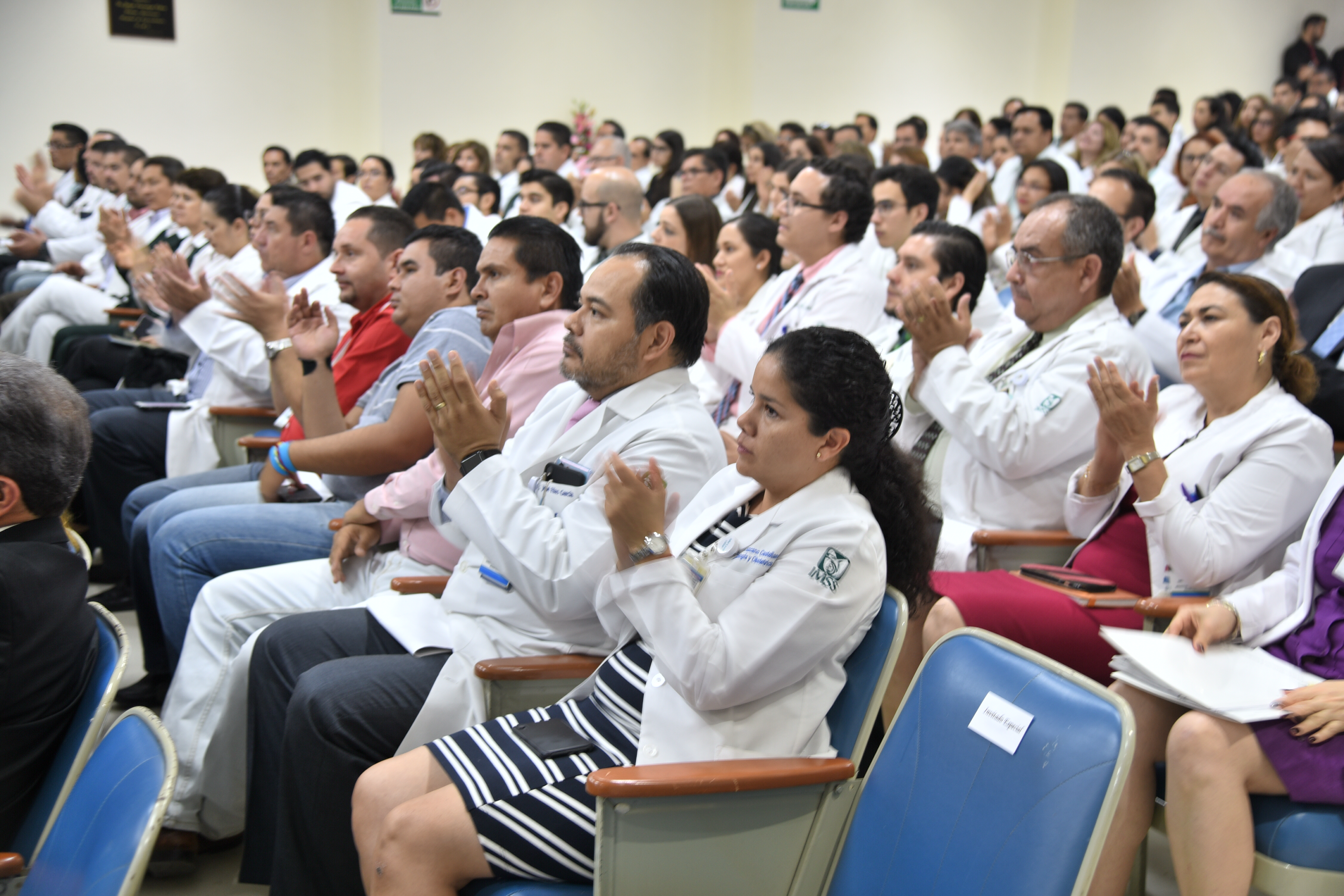 Médicos del IMSS asistentes al evento