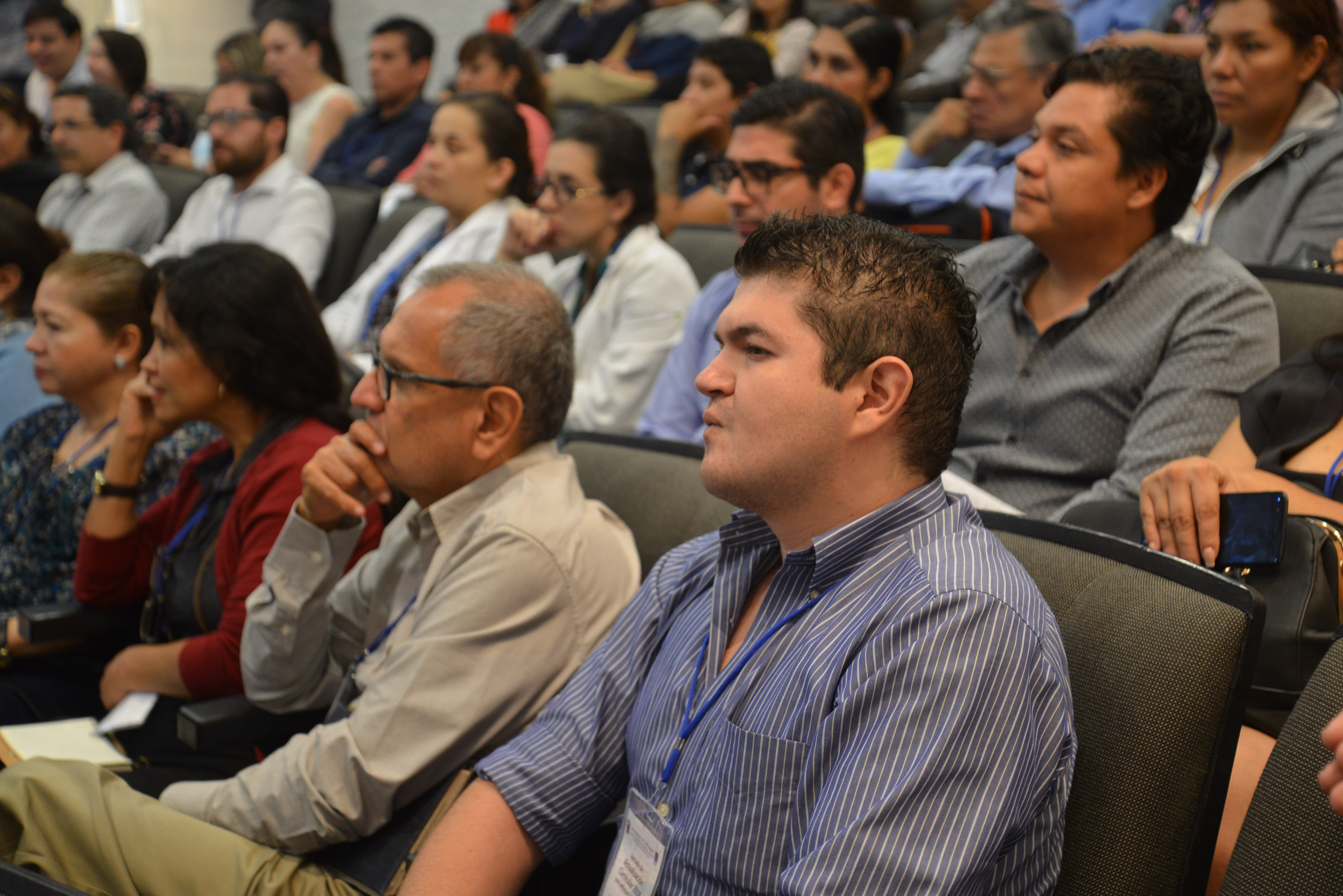 Académicos asistentes