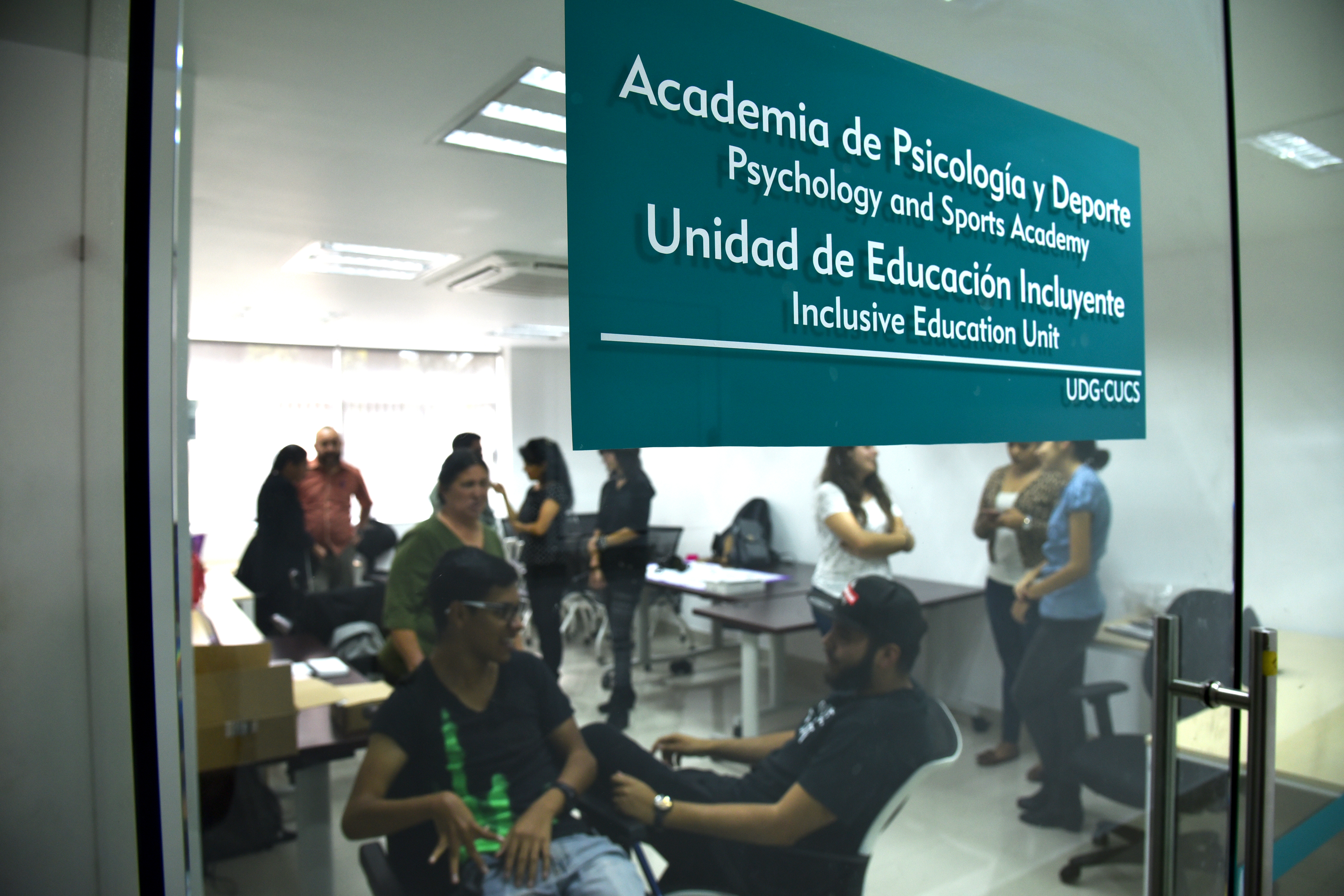 Toma externa de la Unidad de Inclusión del CUCS