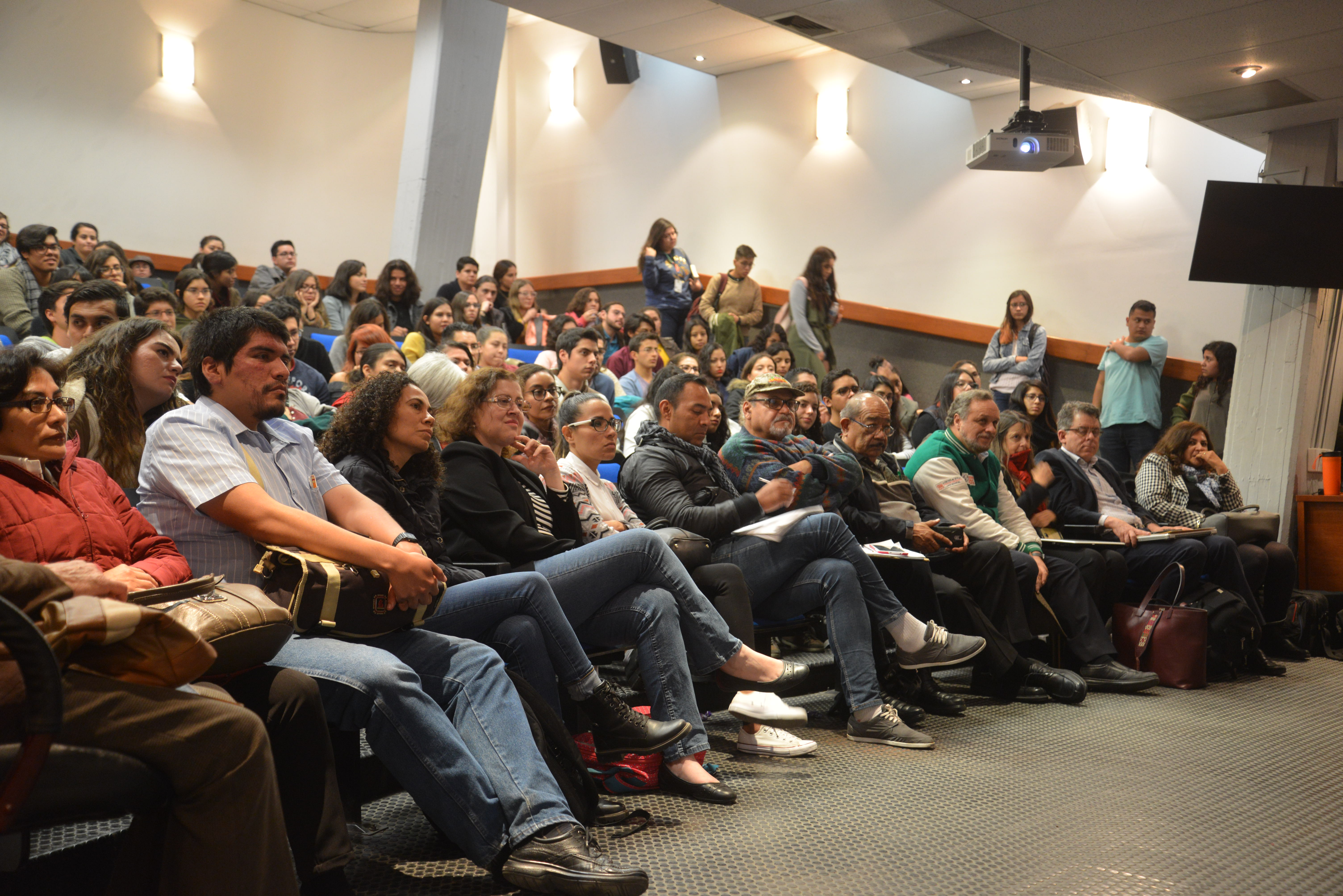 Asistentes al Simposium