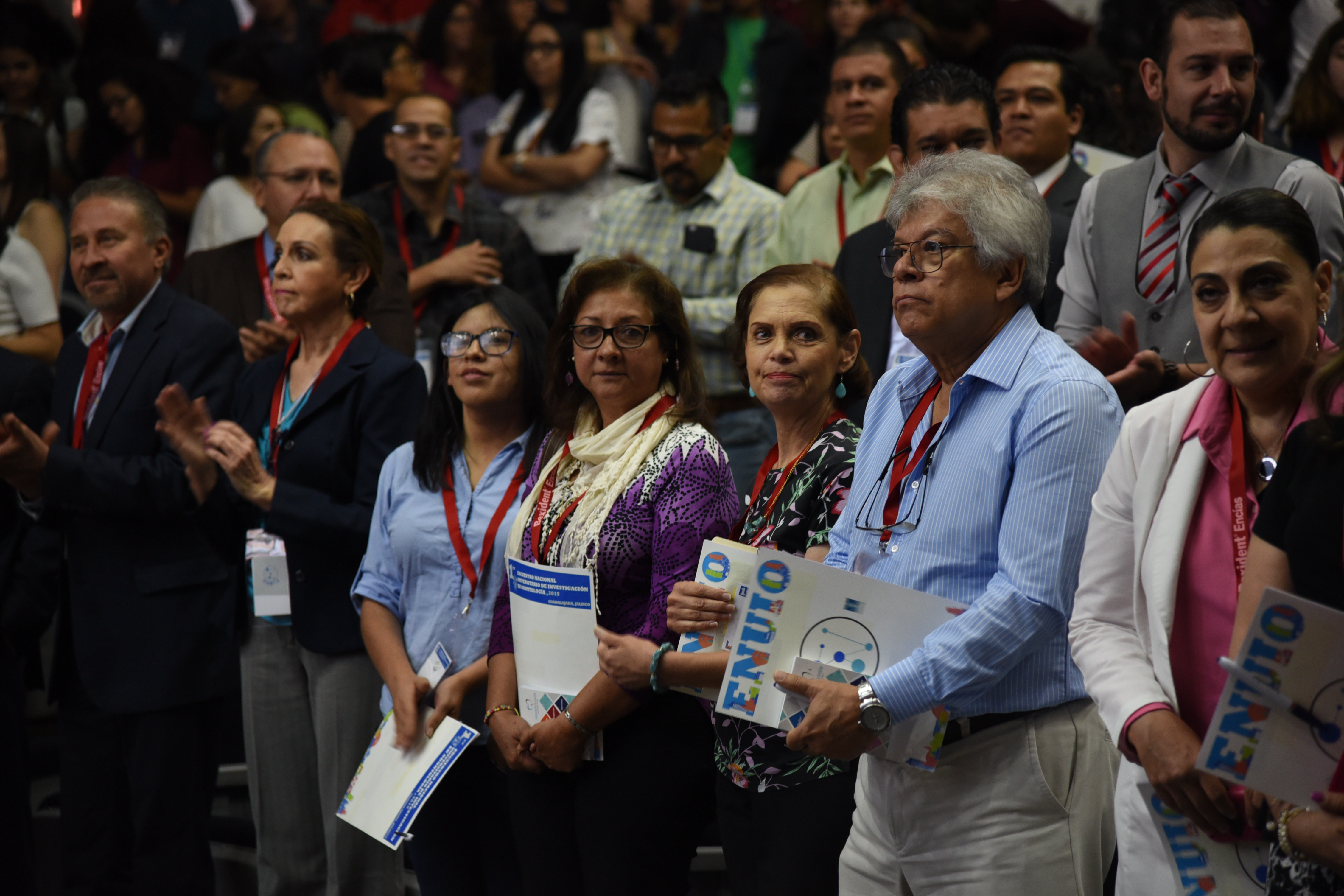 Asistentes durante el acto inaugural