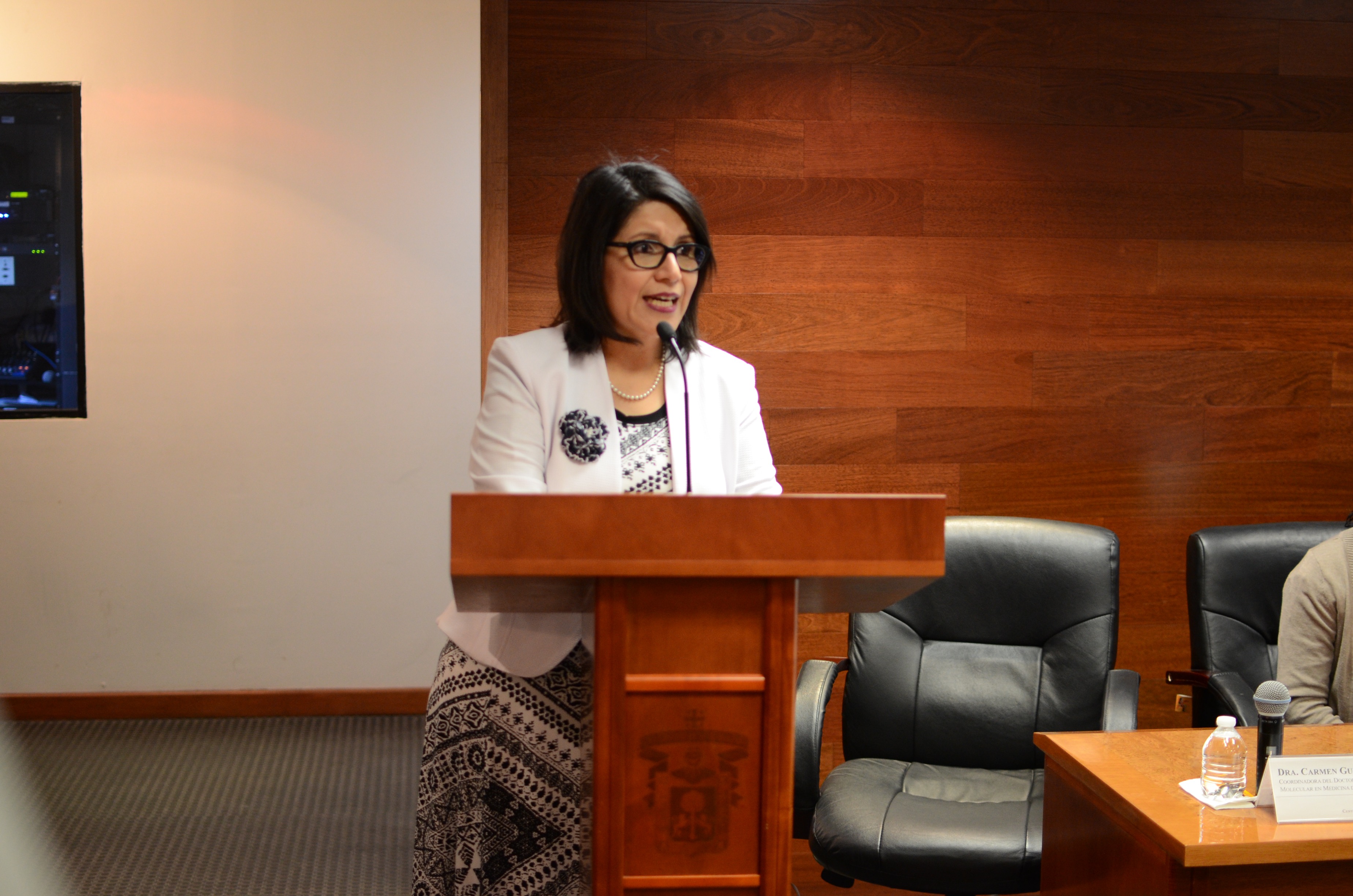 Dra. Carmen Gurrola Díaz, durante la inauguración de las III Jornadas Académicas