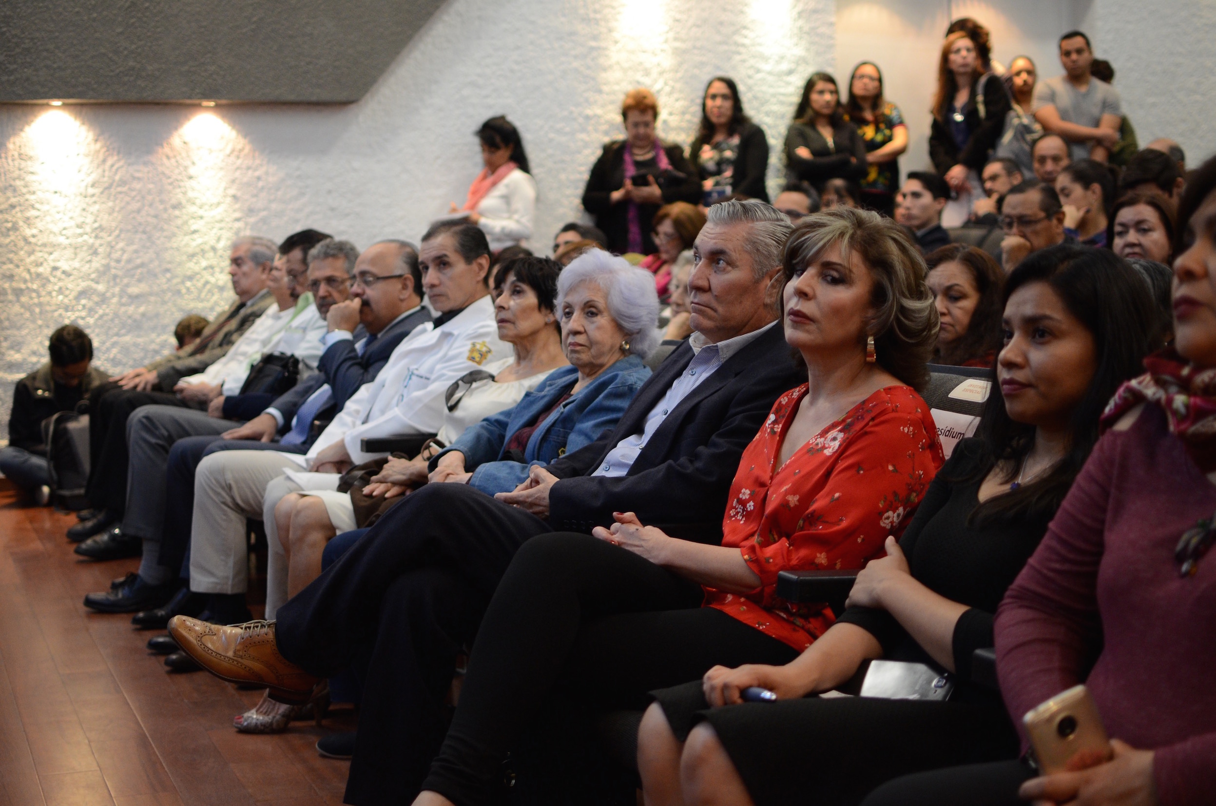 invitados especiales a la Cátedra