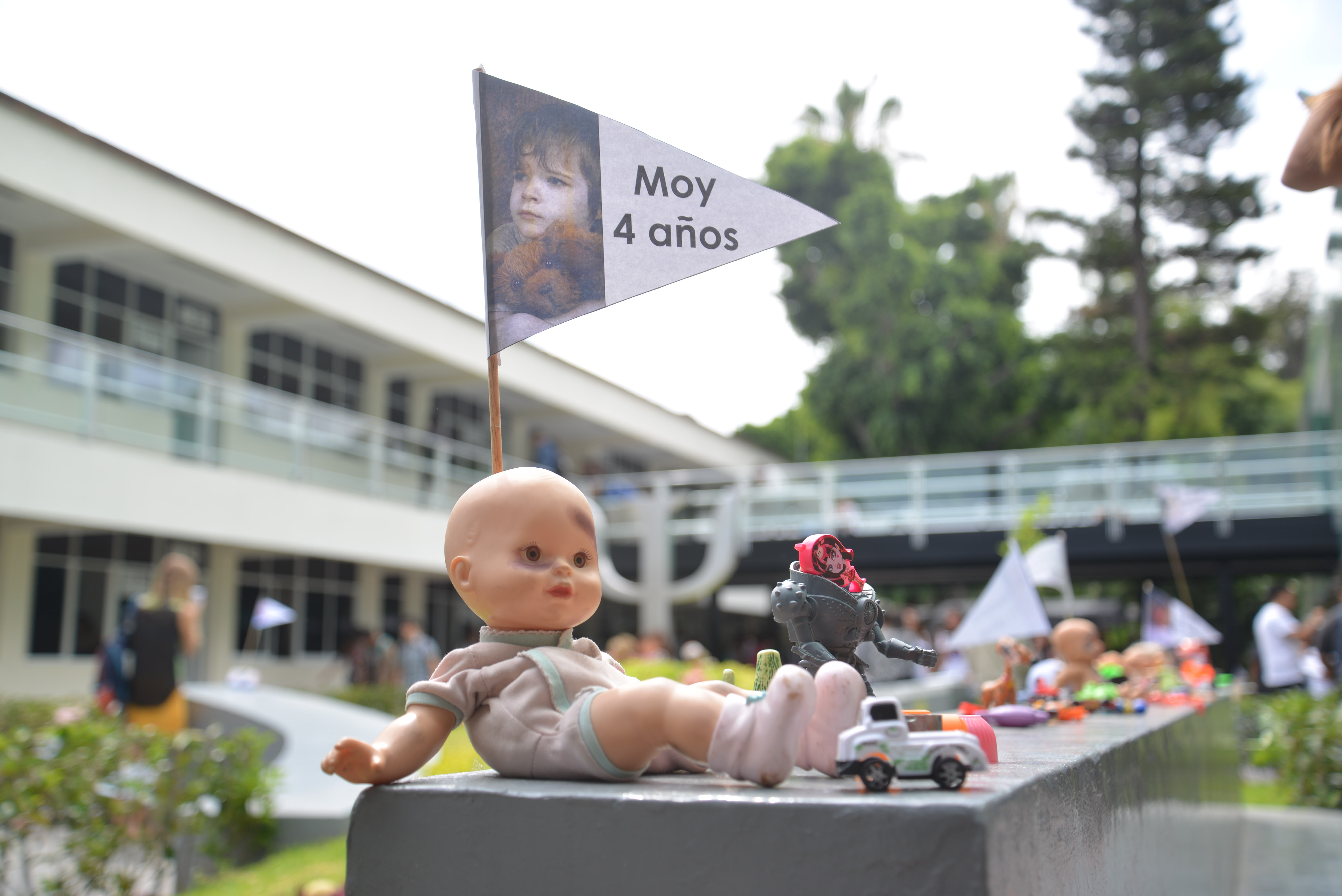 Bebé con signos de maltrato