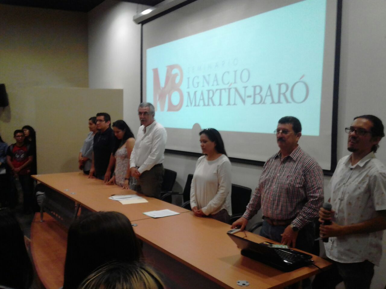 Miembros del presídium durante la declaratoria inaugural del Seminario