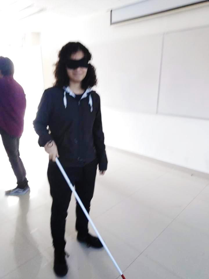 Alumnos participando en taller 