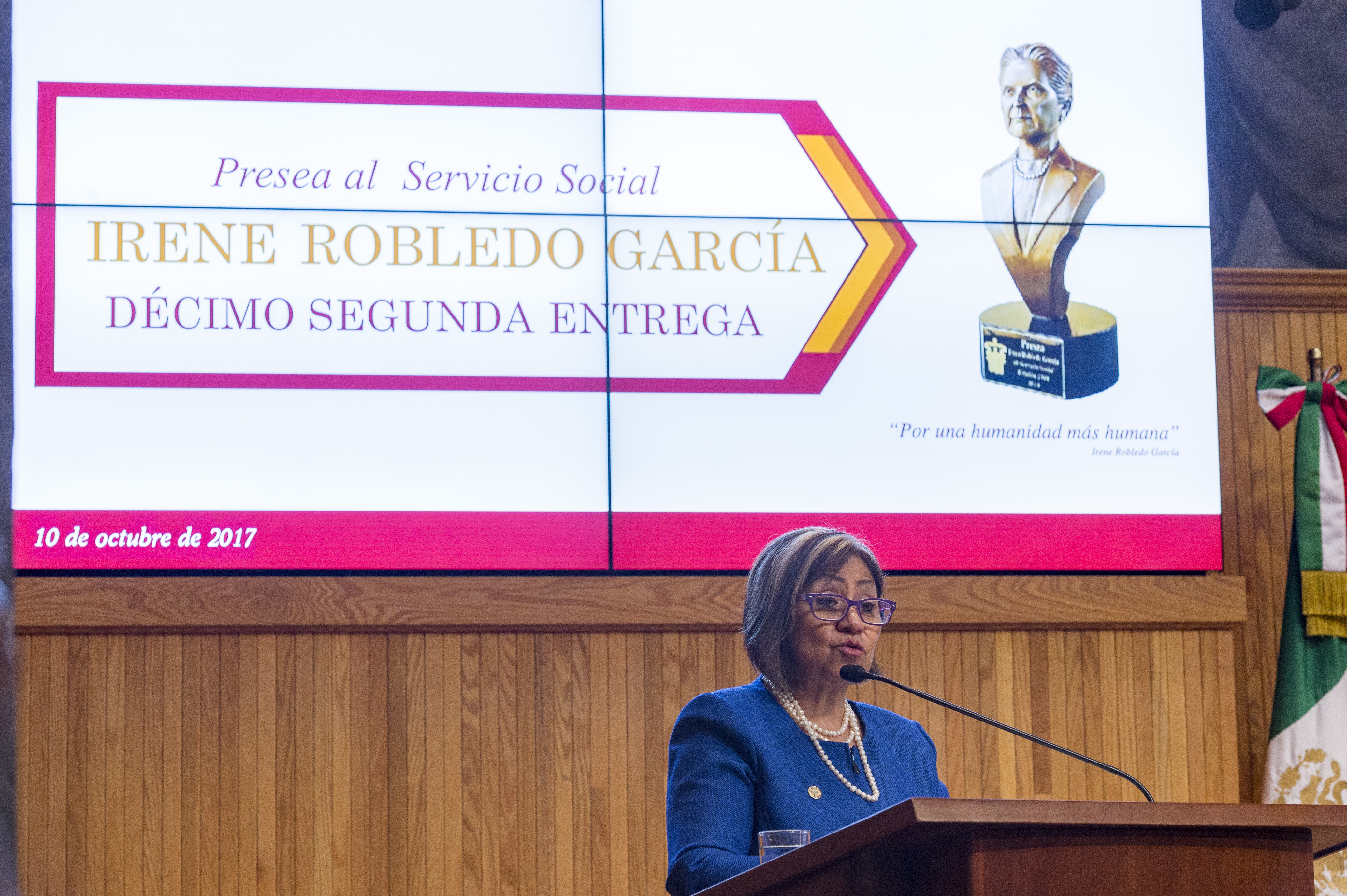 Mtra. Rosa Eugenia Velasco Briones, titular de la Coordinación de Extensión Universitaria