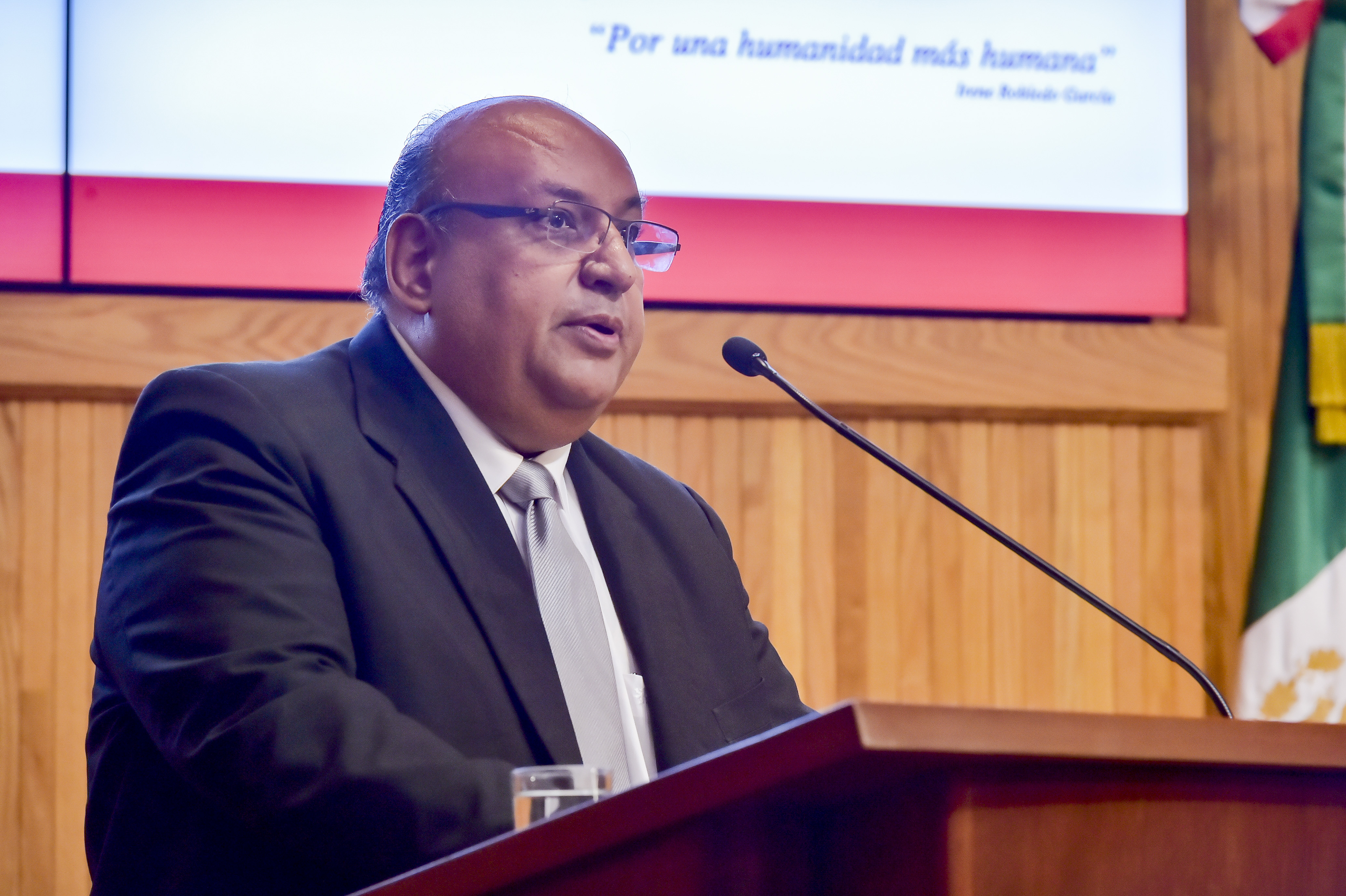 Mtro. Francisco Gutiérrez Rodríguez, discurso por haber recibido Mención Honorífica 