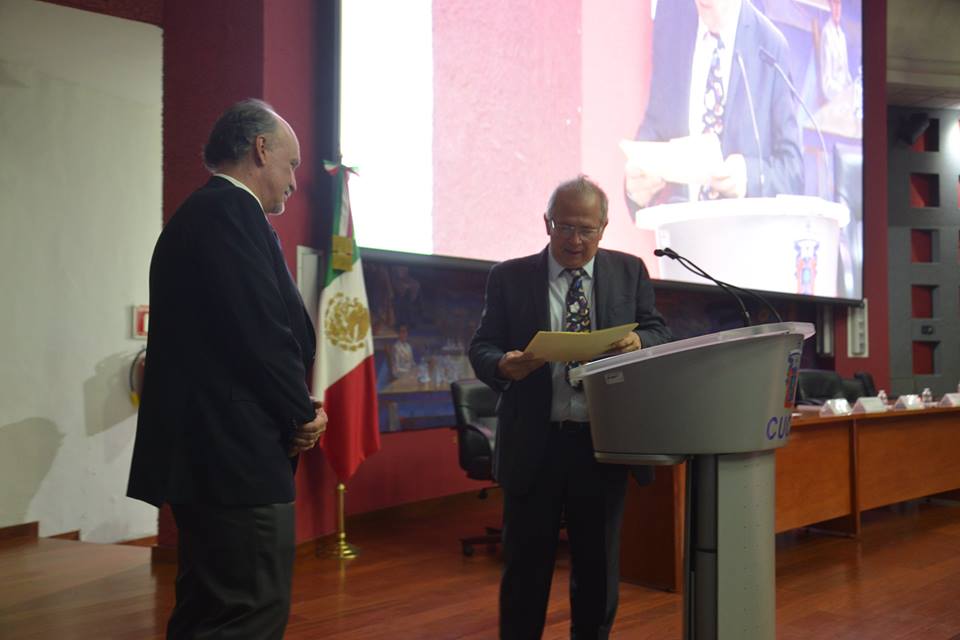 Dr. Celis de la Rosa y Dr. Díaz Loving 