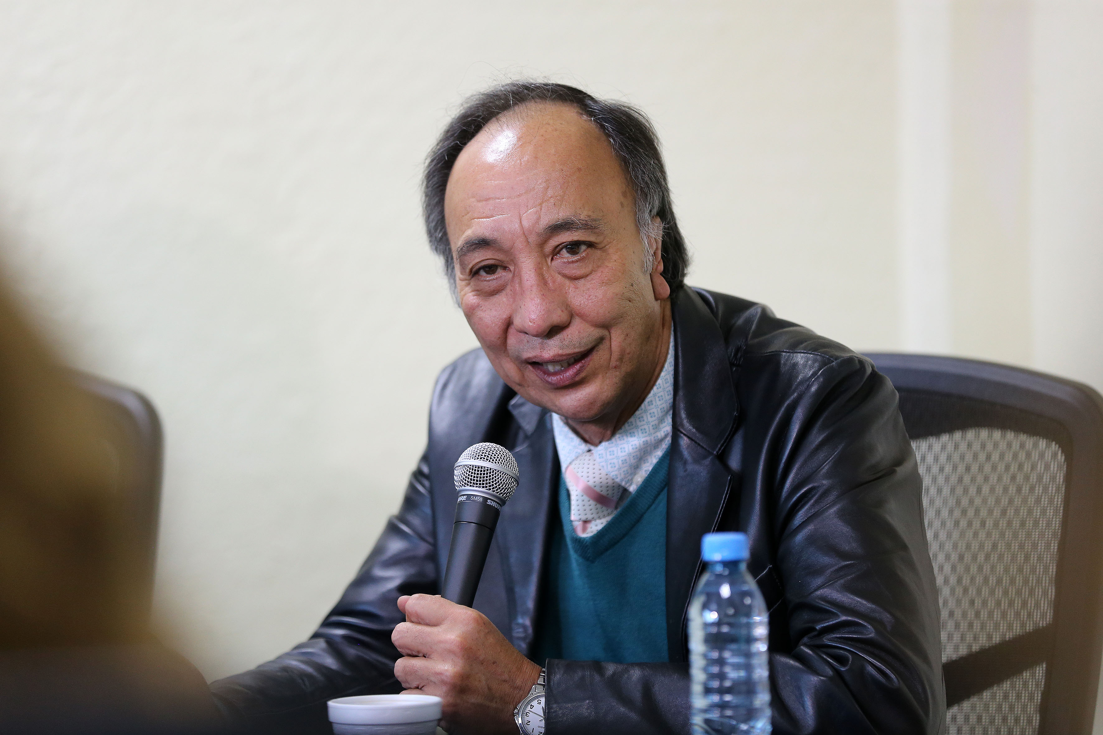 Dr. Osmar Matsui, impartiendo conferencia en UDGVirtual