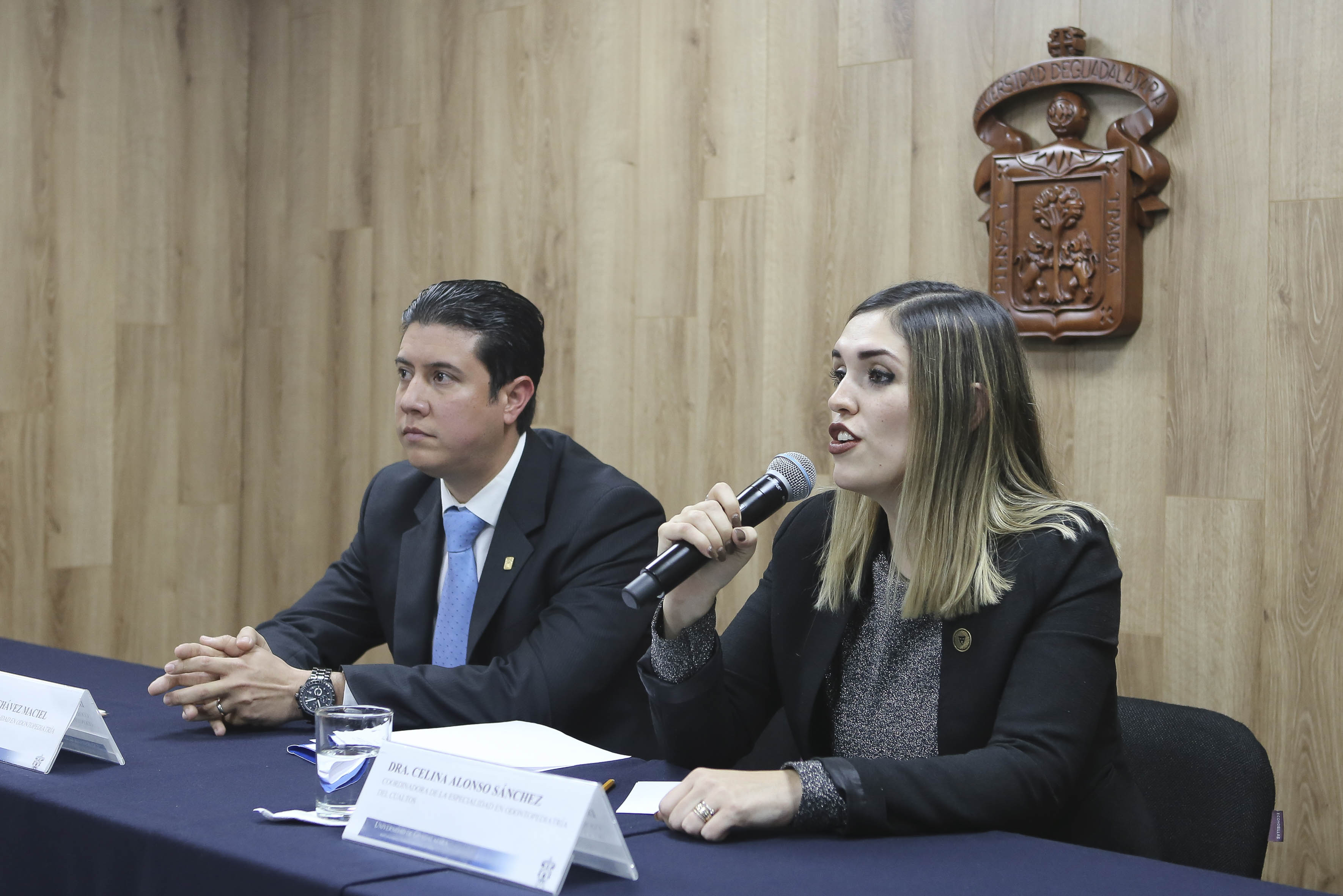 El doctor José María Chávez Maciel y la doctora Celina Alonso Sánchez