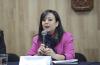 Dra. Norma Ruvalcaba exponiendo en Rueda de Prensa